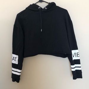 cropped hoodie
